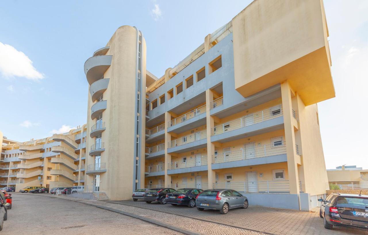 A44 - Sol E Mar In Lagos